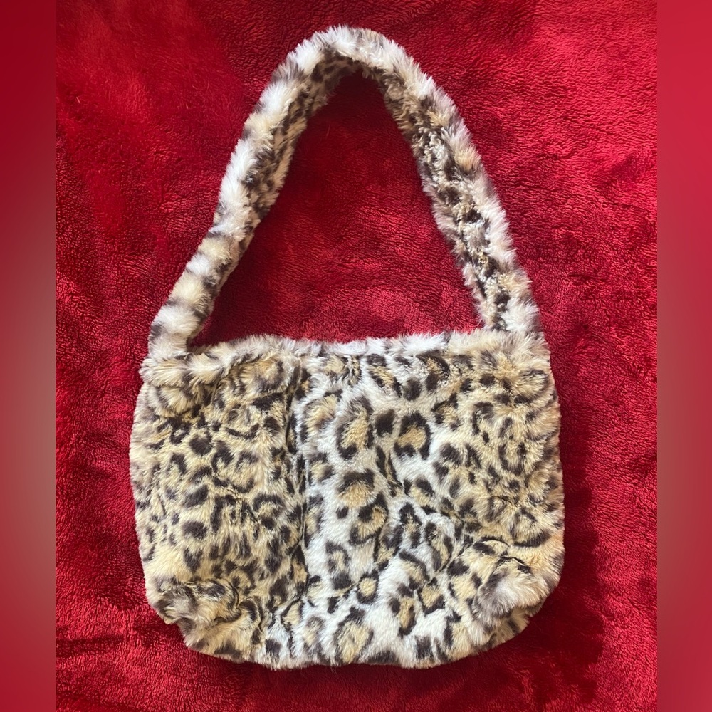 Brandy Melville Leopard Print Faux Fur Shoulder Bag